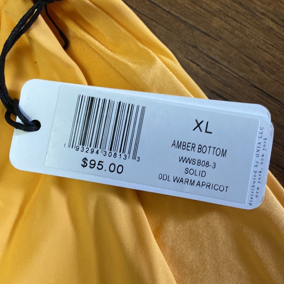 We wore what BNWT bikini bottom - Picture 3 of 4